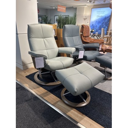 Clearance - Stressless David Small Chair and Stool Clearance - Stressless David Small Chair and Stool