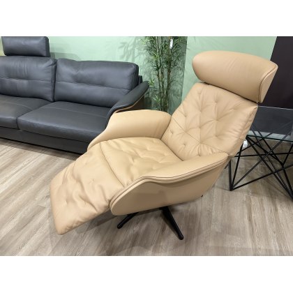 Clearance - Vanessa Medium Power Chair with battery Clearance - Vanessa Medium Power Chair with battery