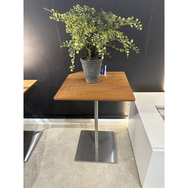 Clearance - Venjakob 56cm End Table Clearance - Venjakob 56cm End Table