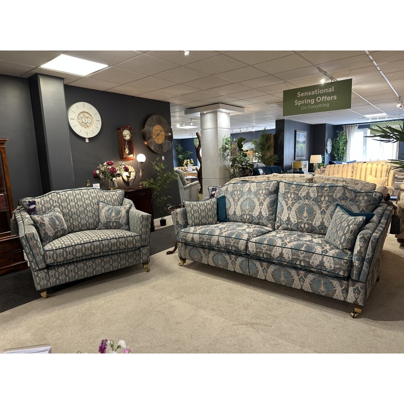 Clearance - Gascoigne Designs Kedleston 3 Seater Sofa and 1.5 Seater Sofa Clearance - Gascoigne Designs Kedleston 3 Seater Sofa and 1.5 Seater Sofa