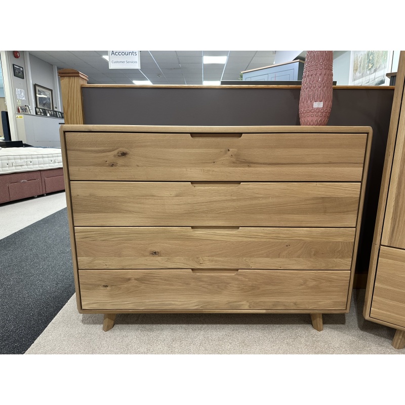 Clearance - 4 Drawer Large Chest Clearance - 4 Drawer Large Chest