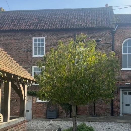 Harrison Spinks 🛌 Handcrafted in Britain. Designed for exceptional comfort. Beds from Harrison Spi...